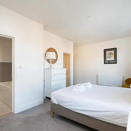 דירה Pass The Keys Luxurious Duplex With Parking