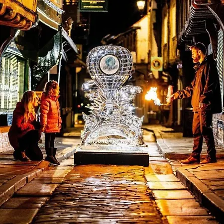 Apartment 59 Blossom Street Luxurious, Duplex In With Parking - Pass The Keys York