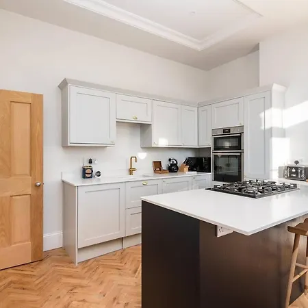 Apartment 59 Blossom Street Luxurious, Duplex In With Parking - Pass The Keys York