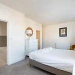 Апартаменты 59 Blossom Street Luxurious, Duplex In With Parking - Pass The Keys