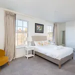 59 Blossom Street Luxurious, Duplex In With Parking - Pass The Keys Йорк