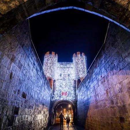 Lägenhet 59 Blossom Street Luxurious, Duplex In With Parking - Pass The Keys *